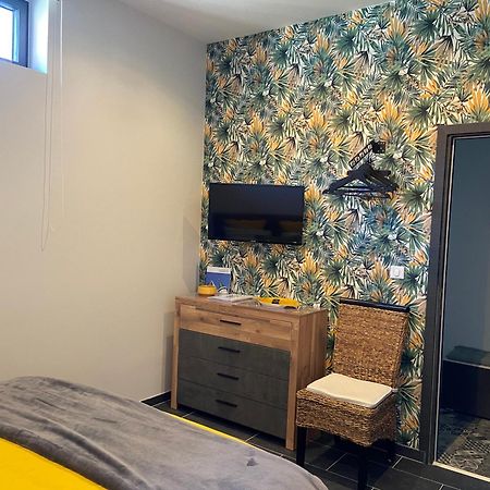 Chambre Tout Confort Avec Commodites Espace Repas Wifi Parking Wimereux Exterior foto